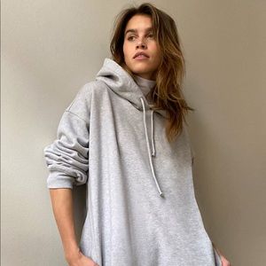 NWT Aritzia Wilfred Free Beasley Hoodie in New Heather Grey